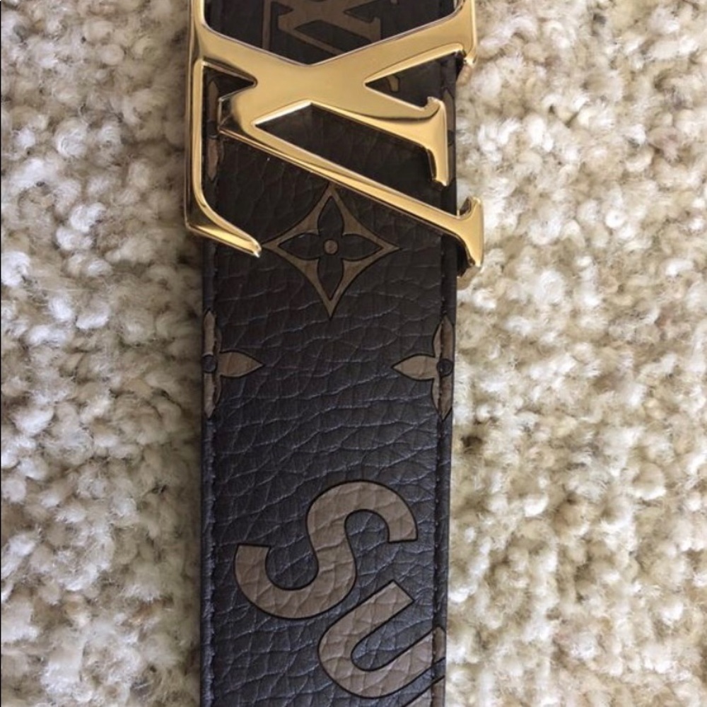 Louis Vuitton X Supreme Belt